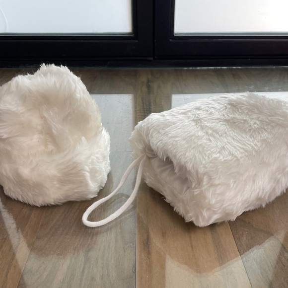 Brand New (But Vintage) Hand Muff + Hat Set - Picture 1 of 12